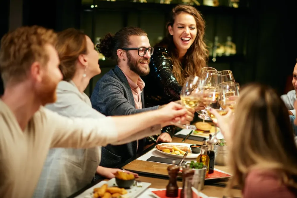 Repas de groupe près de Ville‑d’Avray